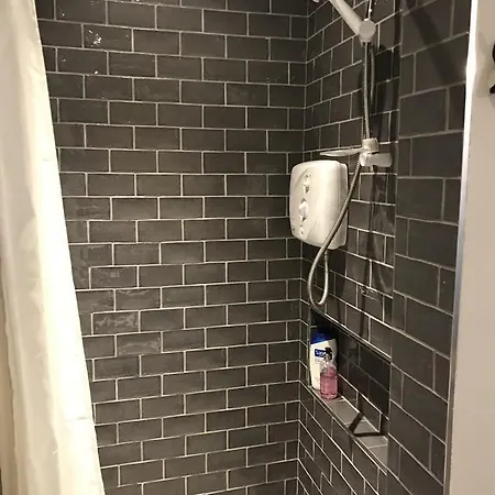 Claremount Apartment *